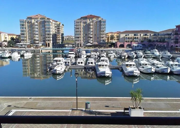 Daire Rez De Jardin Avec Entre La Et Montpellier 10mn *