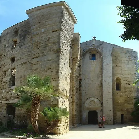 Apartment Rez De Jardin Avec Entre La Et Montpellier 10mn Lattes