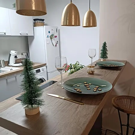 Rez De Jardin Avec Entre La Et Montpellier 10mn *