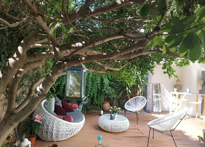 Rez De Jardin Avec Entre La Et Montpellier 10mn アパート *
